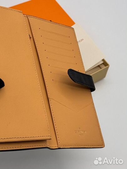 Louis vuitton кошелек из натуральной кожи