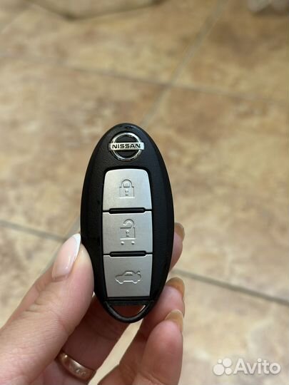 Ключ зажигания Nissan оригинал
