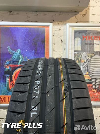 Kumho Ecsta PS71 SUV 285/40 R21 109Y