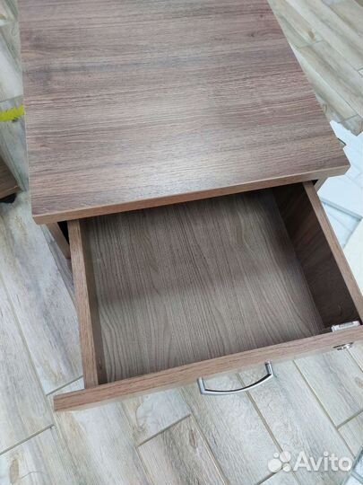 Тумба выкатная