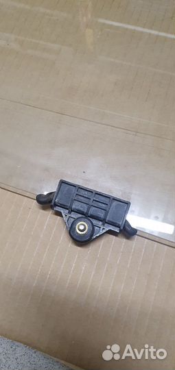 Стекло заднее левое hyundai elantra 4