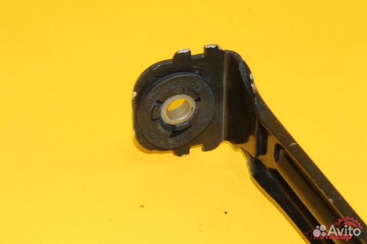 Лента крепления топливного бака Mercedes-Benz