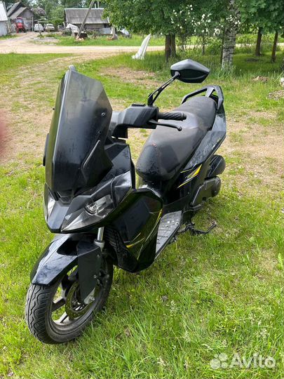 Скутер Zion 150