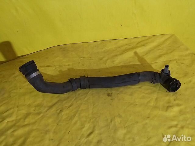 Патрубок радиатора Volkswagen Passat B7