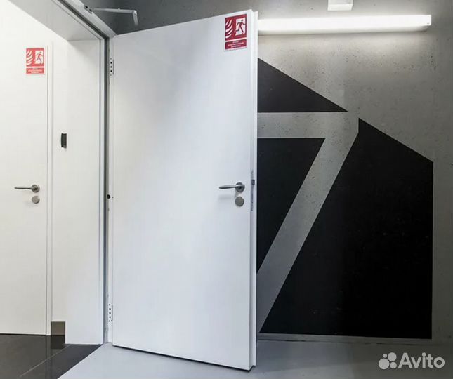 Противопожарные двери для складов металлич