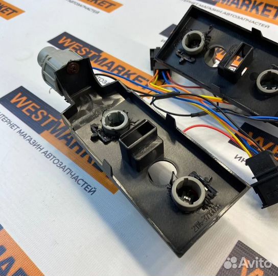 Платы задних фонарей с патронами ваз 2115 Лев/Пр