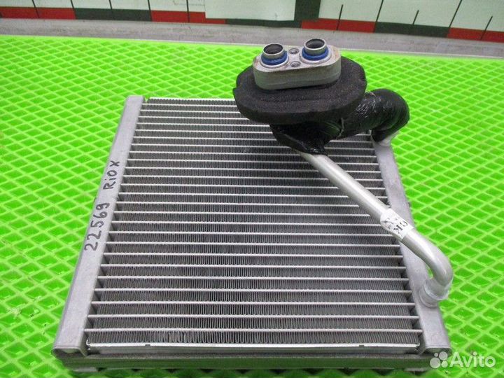 Радиатор кондиционера Kia Rio 4 X-Line