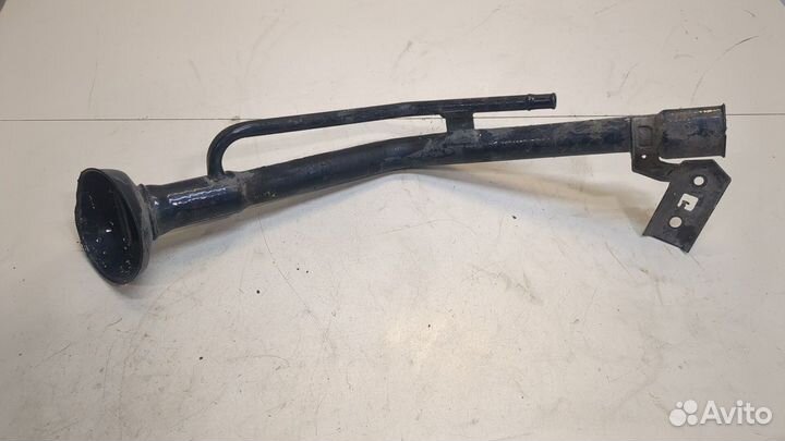 Горловина заливная топливная Nissan Pulsar, 2015