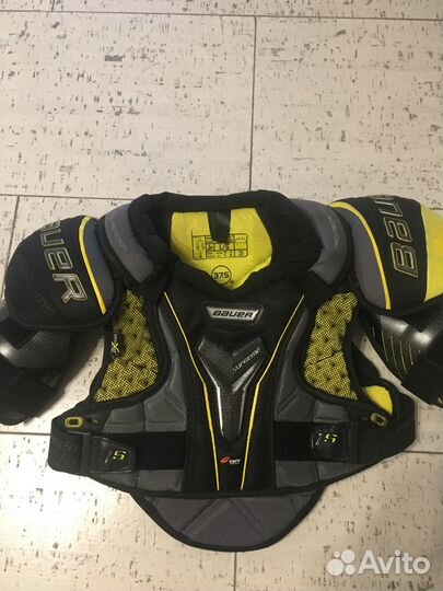 Нагрудник хоккейный bauer
