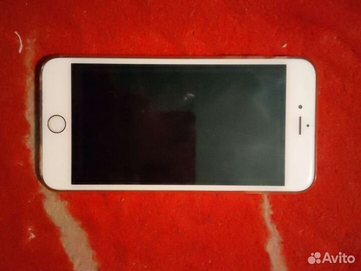 Телефон iPhone 6s+