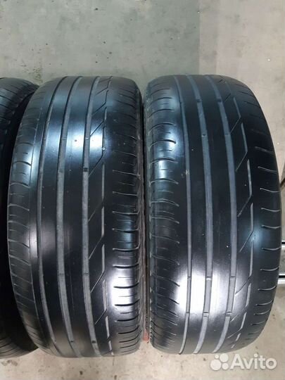 Bridgestone Turanza T001 225/55 R17