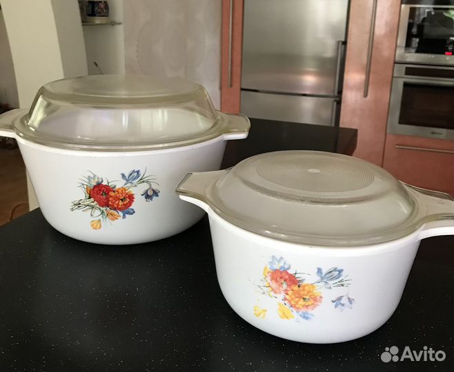 Кастрюли керамические, крышки стекло 1л и 3 л