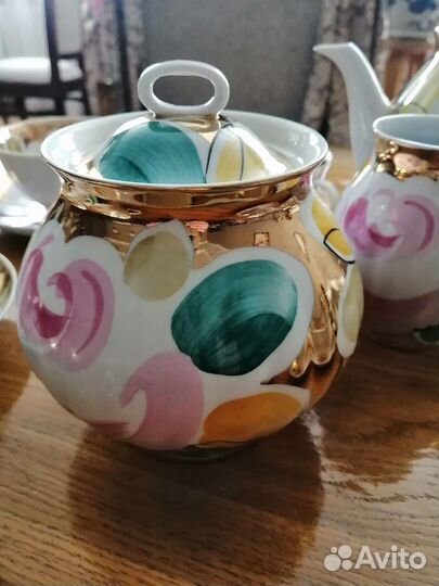 Дулево, пион на зелёном, Золотой букет