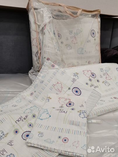 Мягкие бортики в кроватку