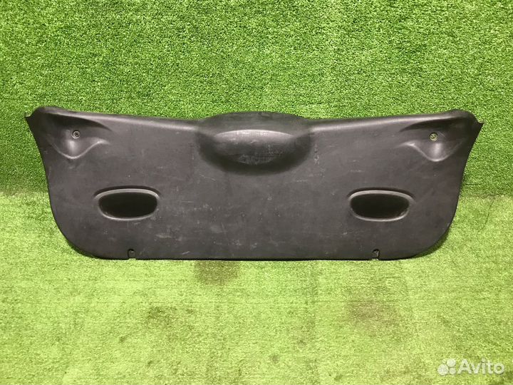 Обшивка крышки багажника Ford Focus 1 хэтчбек