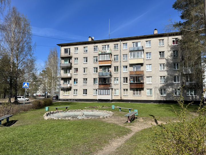 3-к. квартира, 54 м², 2/5 эт.