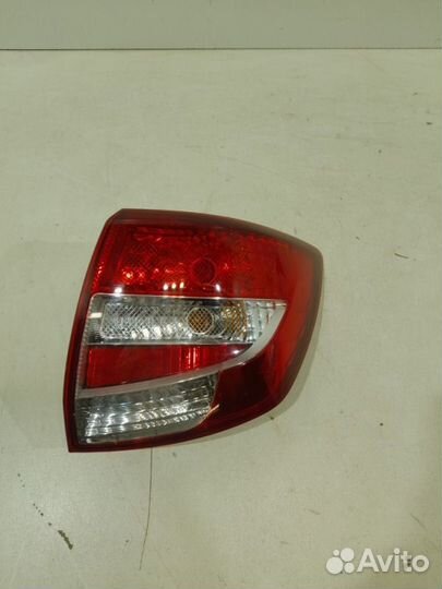 Фонарь правый LADA Granta 1 2011