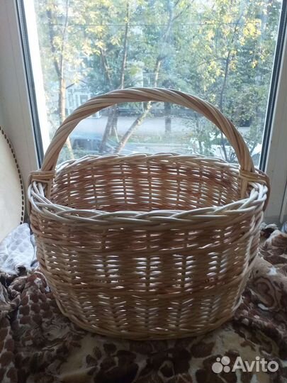 Корзина плетеная