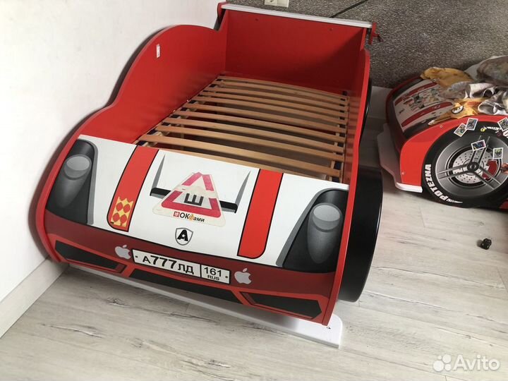 Детская кровать машинка hoff