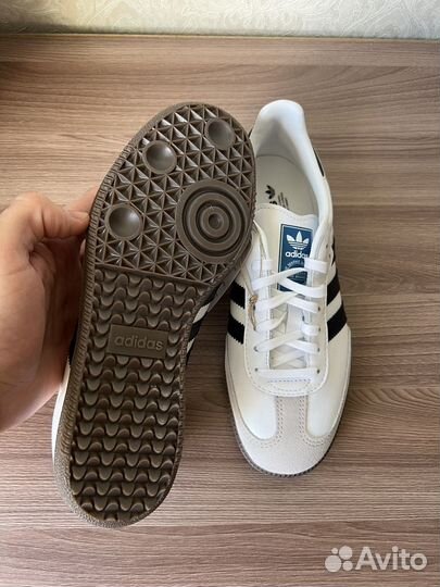 Кроссовки adidas samba og