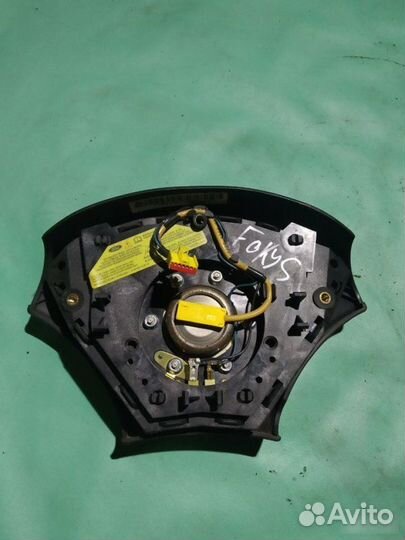 Подушка безопасности в руль Ford Focus