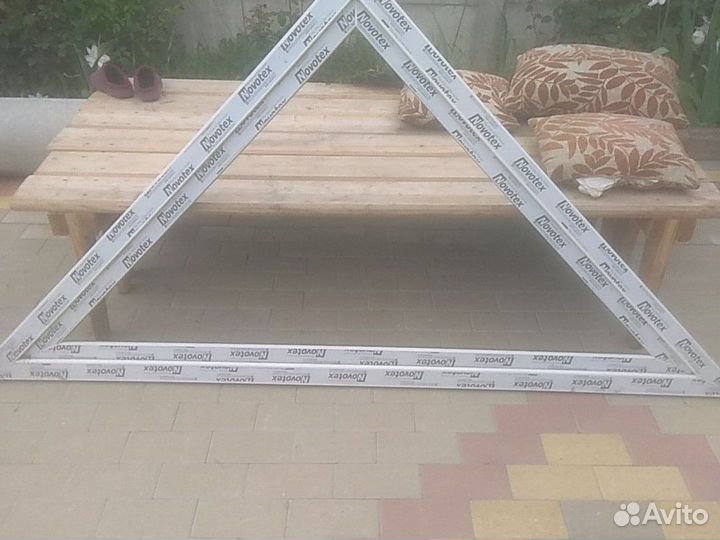 Треугольные окна 2 штуки