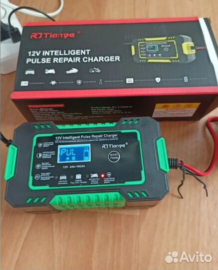 Зарядное устройство для акб G12В6А(Green)