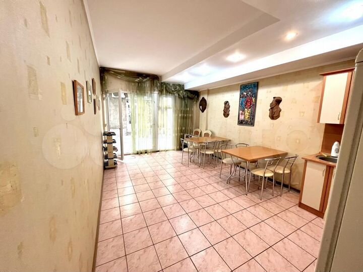 Гостиница, 194 м²