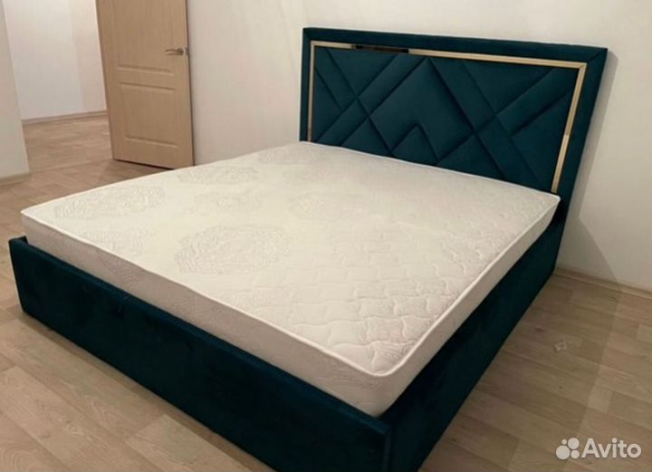 Кровать двухспальная на заказ