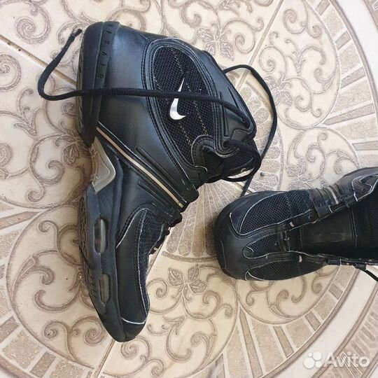 Ботинки Nike 38