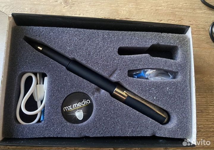 Микронаушник с ручкой