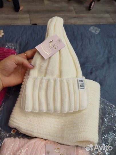 Комплект шапка и снуд