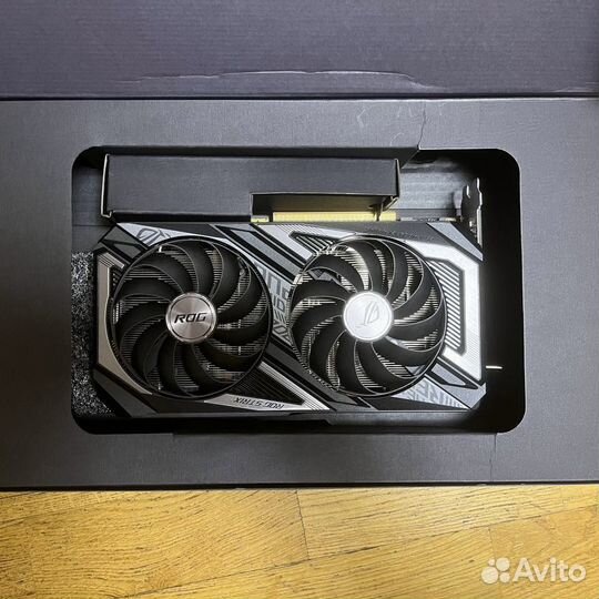 Видеокарта Asus AMD Radeon RX 6600 XT Rog Strix OC