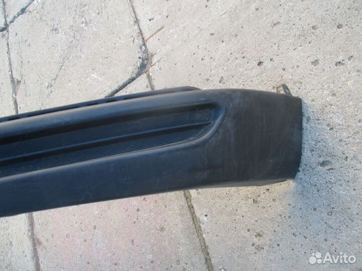 Накладка переднего бампера Toyota Highlander 3