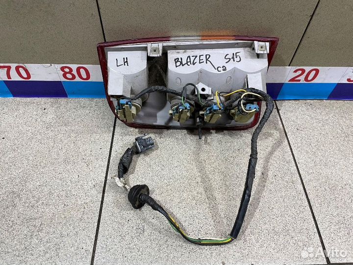 Фонарь задний левый Chevrolet Blazer S15