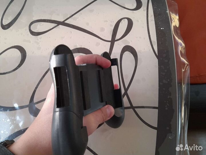 Игровой джойстик для телефона