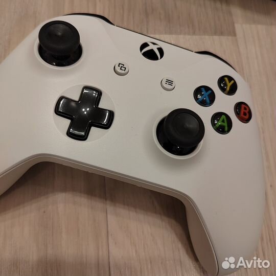 Xbox One S, 1TB, игры