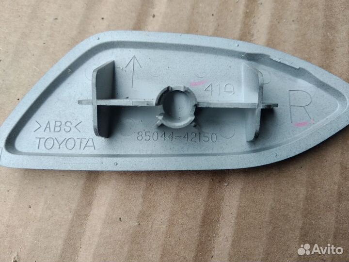 Toyota RAV4 12-16 Крышка омывателя фар правая