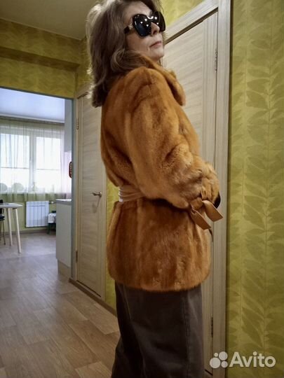 Короткая норковая шуба