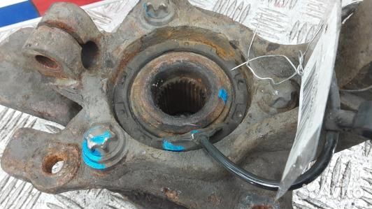 Ступица передняя левая opel astra H (OBE18K901)