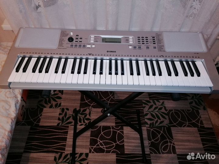 Синтезатор Yamaha YPT-360