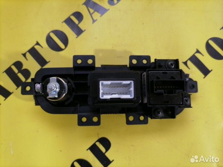 Блок кнопок Kia Sportage 3 2010-2015 2.0 G4KD