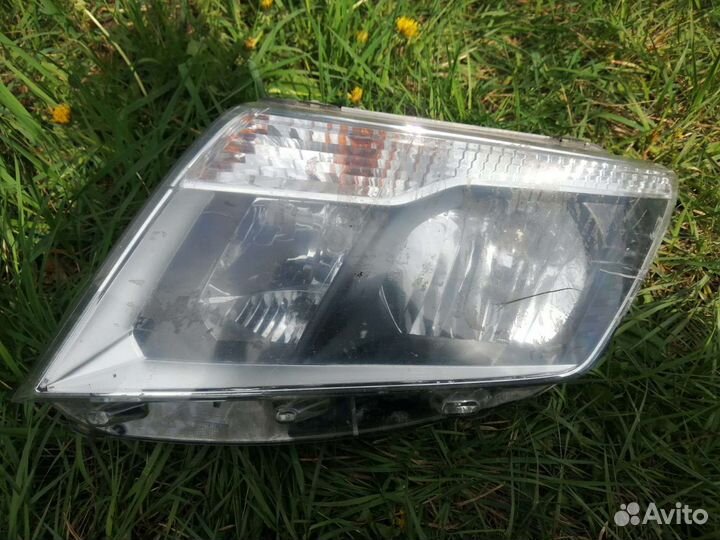 Фара Ниссан Террано d10 2014 - 2023