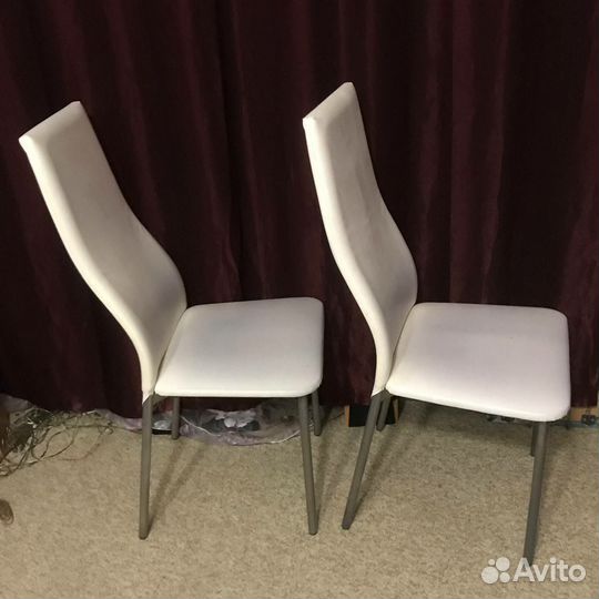 Стулья