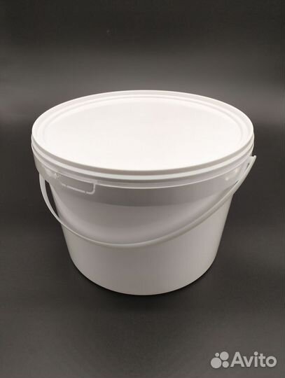 Банки пластиковая тара