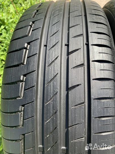 Continental PremiumContact 6 215/55 R17 94V