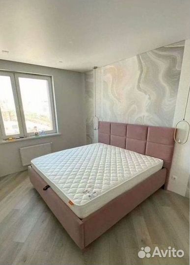 Дизайнерская кровать