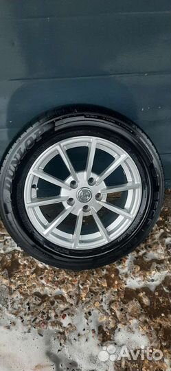 Продам диски с резиной 215х60 r 16 camry