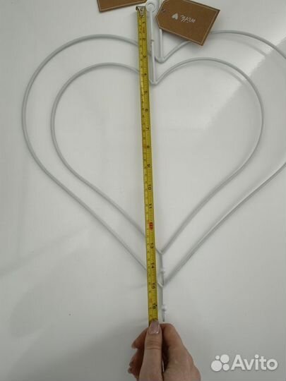 Вешалка декоративная