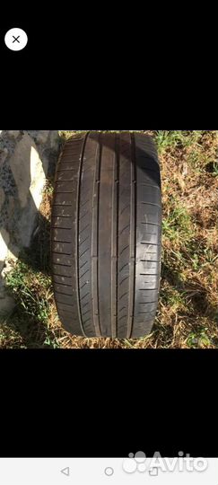 Accelera Delta 275/45 R19 30B